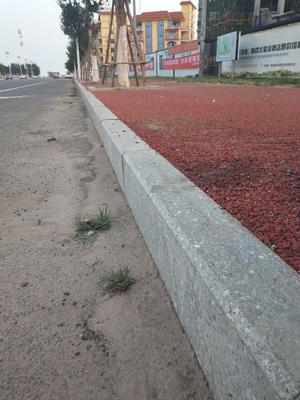 1仿石路沿石铺装效果